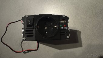 Měnič napětí 12V/220V 300W - 3
