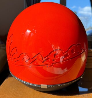 Vespa helma - 3