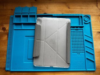 Pouzdro na iPad Air 2020/2022 UNIQ - 3