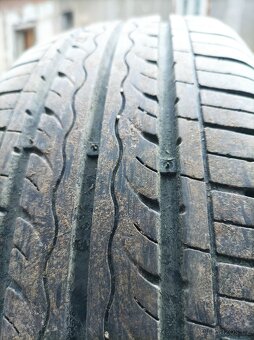 Prodám sadu letních pneu KUMHO 165/60/14 - 3
