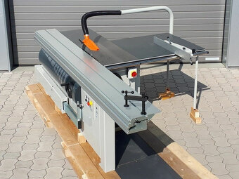 Panelová pila 3200 mm 4 kW D315 mm s předřezávacím ústrojím, - 3