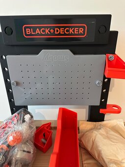 Smoby Black & Decker Velká pracovní dílna - 3