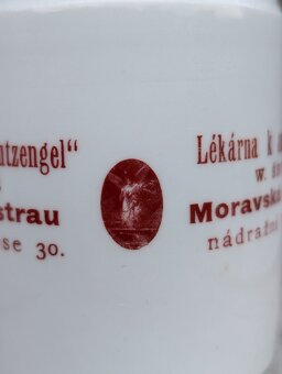 Starožitná lékárenská stojatka. Moravská Ostrava. - 3
