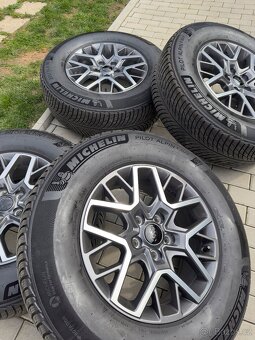 Jeep 18' disky, originál + Michelin zimní pneu / (+letní) - 3