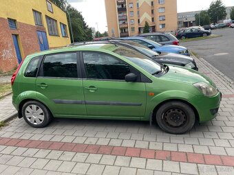 Ford Fiesta 1.3 51 kw facelift - 3