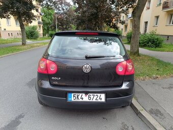 Volkswagen Golf 5 1.4 59 kW benzín - 3