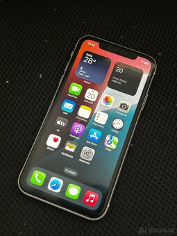 iPhone XR 64GB - 3