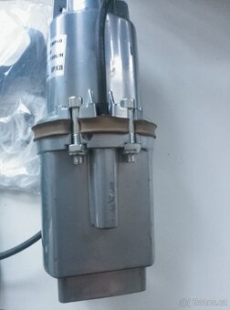 PONORNÉ ČERPADLO-1500W- Nové - 3