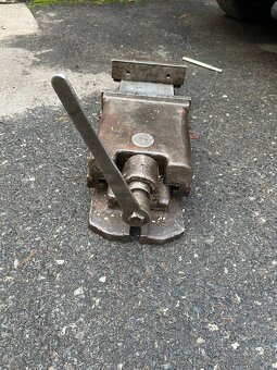 Strojní svěrák - 3