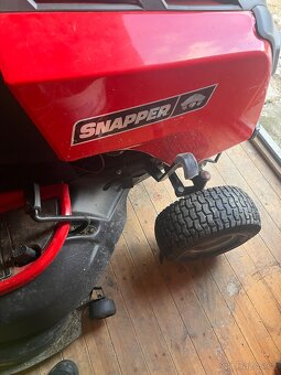 Zahradní traktůrek Snapper - 3