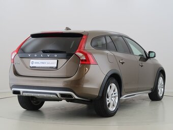 Volvo V60 2.0D4,110kW,Manuál - 3