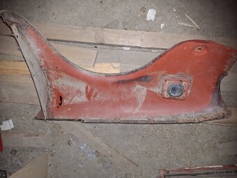 Blatníky Škoda 100 - 3