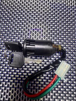 Motorka/Čtyřkolka/skútr spínač zapalování 4pin - 3
