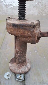 Prodám hever, paneku 1500kg - 3