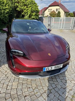Porsche Taycan 4 Cross Turismo - 3