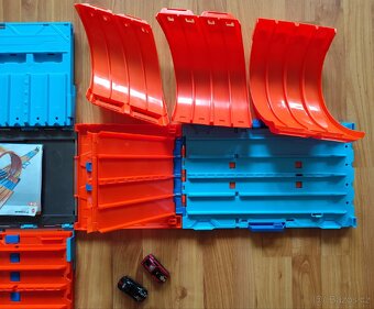 Hot Wheels Track Builder závodní klec - 3