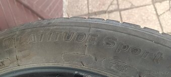 255/45R20 - 3