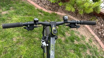 Horské kolo ROCKRIDER ST520 - 3