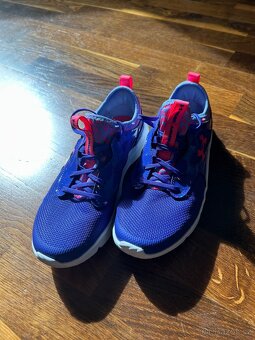 Tenisky Under Armour vel 37 - 3