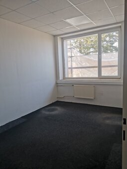 Pronájem kanceláří v Hradci Králové 99m2, ev.č. 00098 - 3