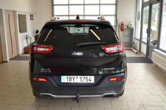 Jeep Cherokee 2.2M-jet/4x4/AT/147kW - 3