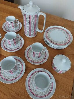 Čajová porcelánová souprava ze 70tých let, kompletní - 3