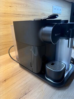 Kávovar Nespresso Gran Lattissima - 3