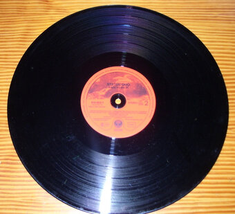 LP deska Status Quo - Back to back z r.1983/153/ - 3