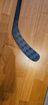 hokejka CCM RIBCOR TRIGGER 7 PRO, FLEX 40, P29, levá - 3