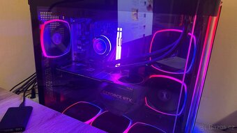 Prodám stolní herní sestavu včetně obrazovky - 3