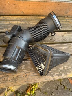 Audi A4/S4 filtr box original - 3