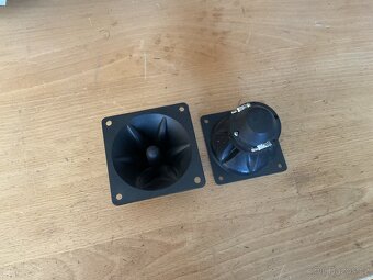 Starsi nahradni reproduktory Tesla atd - 3