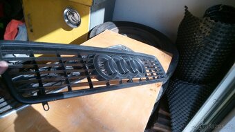 Přední maska AUDI 80B4 - 3