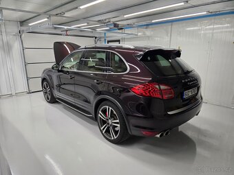 Porsche Cayenne Turbo 958 (92A) 4.8 V8 Biturbo | 368 kW - 3