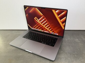Macbook Pro 16" 2021 512GB / 16GB / M1 Pro / Space gray - 3
