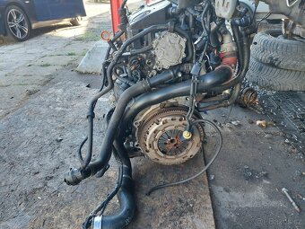 Motor 1.9 tdi 77 kW, BLS, Touran + Octavia - 3
