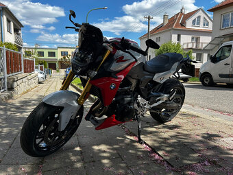 BMW F 900R - 3