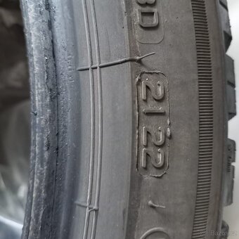 225/40 r19 zimni - 3