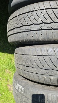 Celoroční pneu 235/55 R18 - 3