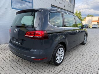 VW SHARAN 2.0 TDi HIGHLINE LED NAVI WEBASTO KAMERA TAŽNÉ - 3