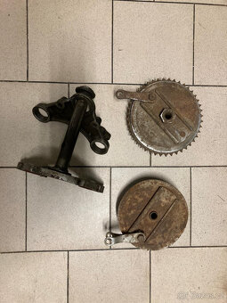 JAWA ČZ 150/352 125/351 Rozeta / štít / krk / brýle - 3