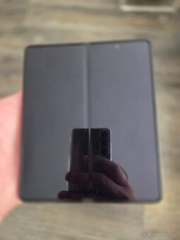 Samsung Fold 4 - 3