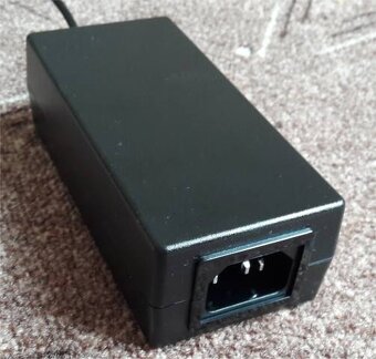 Napájecí adaptér 230V/24V  1,5A - 3
