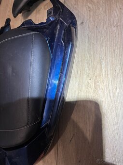Podsedadlovy plast s madlama na yyamaha Fz1 Fazer 06- - 3