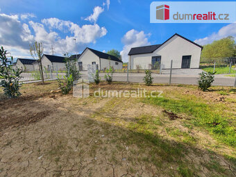 Prodej rodinného domu 5+ kk 135 m², s pozemkem 658 m² - 3