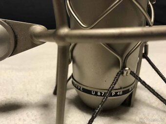 Velkomembránový mikrofon Neumann U87 - 3
