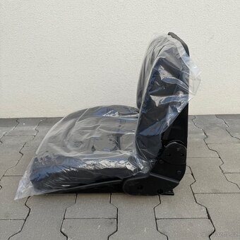 Odpružené sedadlo - 3