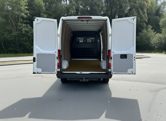 🟢 Levný pronájem dodávky Chomutov – ideální na stěhování - 3