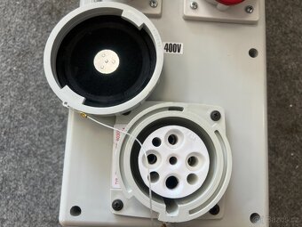 Za cenu zásuvky rozvodnice (bez jističů) - 3