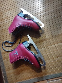 Dívčí brusle vel.34 - 3